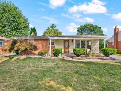 26870 Constance St, Dearborn Heights, MI, 48127