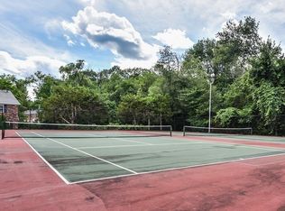1107 Windsor Dr #1107, Framingham, MA 01701