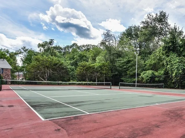 1107 Windsor Dr #1107, Framingham, MA 01701