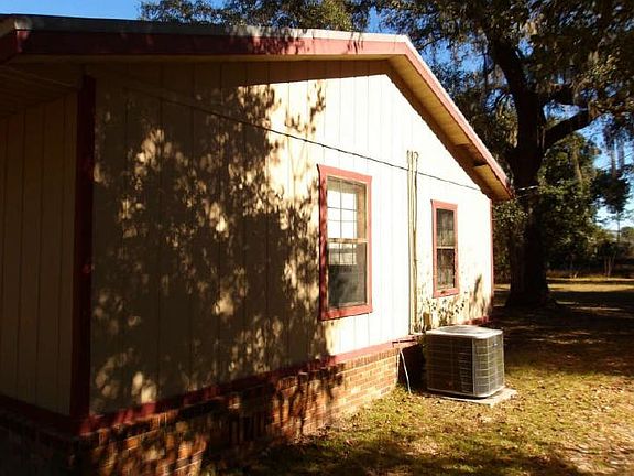 3rd image of 1733 Williams Rd