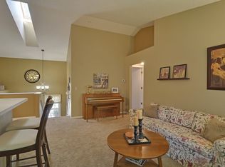 5217 Silver Maple Cir, Minnetonka, MN 55343