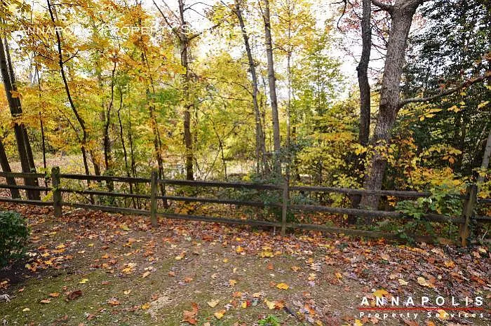 631 Admiral Dr — Photo 18