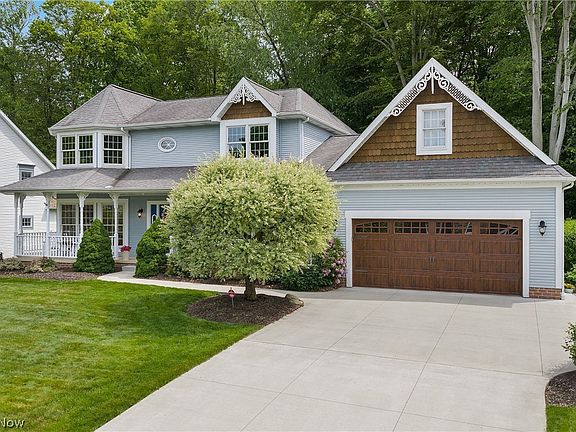 3rd image of 1846 Fairway Dr