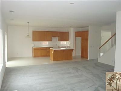 3rd image of 29854 Camden Cir