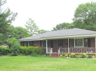 696 Palmer Ave, Middletown, NJ 07748