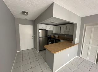 7300 NW 17th St APT 117, Plantation, FL 33313