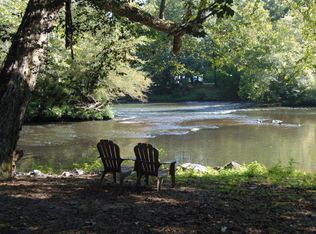 24 Pavillion, Murphy, NC 28906