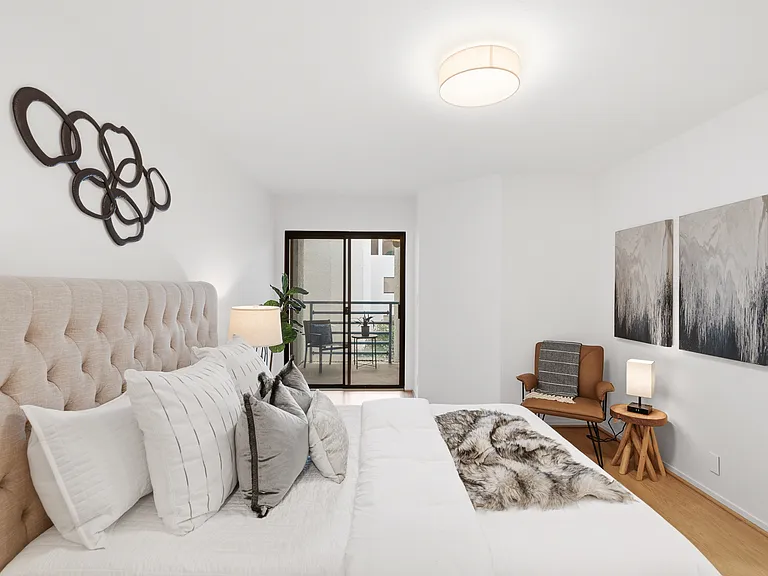 320 Peninsula Ave #316 — Photo 12