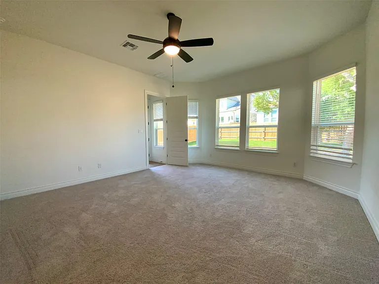 358 Darley Oak Dr — Photo 15