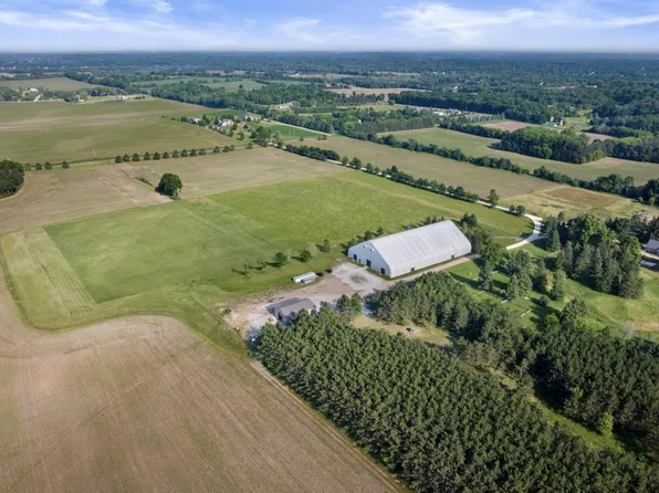 W340N7661 TOWNLINE ROAD, Oconomowoc, WI 53066