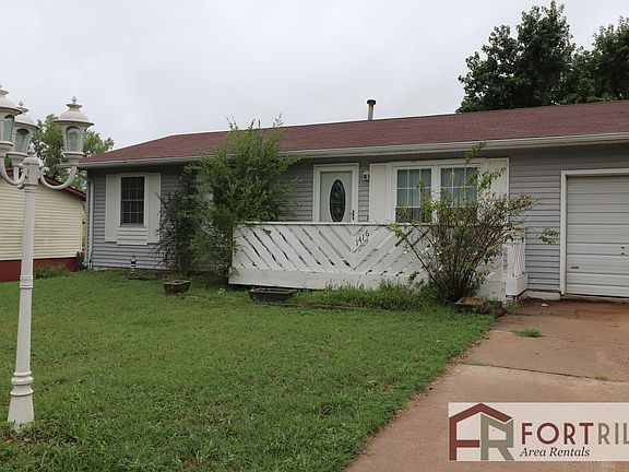 3rd image of 1416 Hale Dr