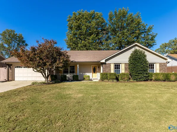 10304 Essex Dr SW, Huntsville, AL 35803