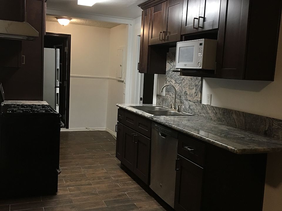 1st image of 169 S Lotus Ave