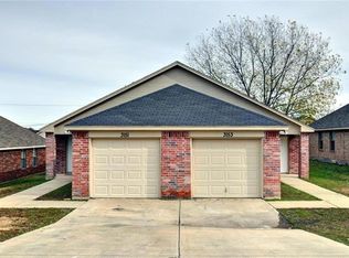 3151 Karen St, Fort Worth, TX 76116
