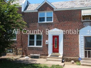 7553 Sherwood Rd, Philadelphia, PA 19151