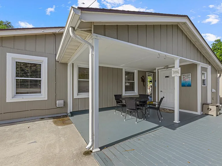 1220 Rhodes Ave — Photo 17
