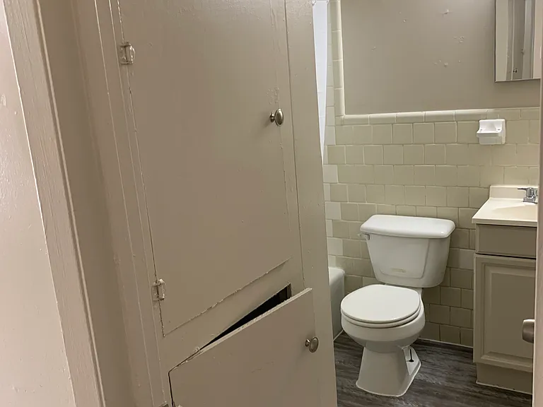 719 Britton Ave #8 — Photo 8