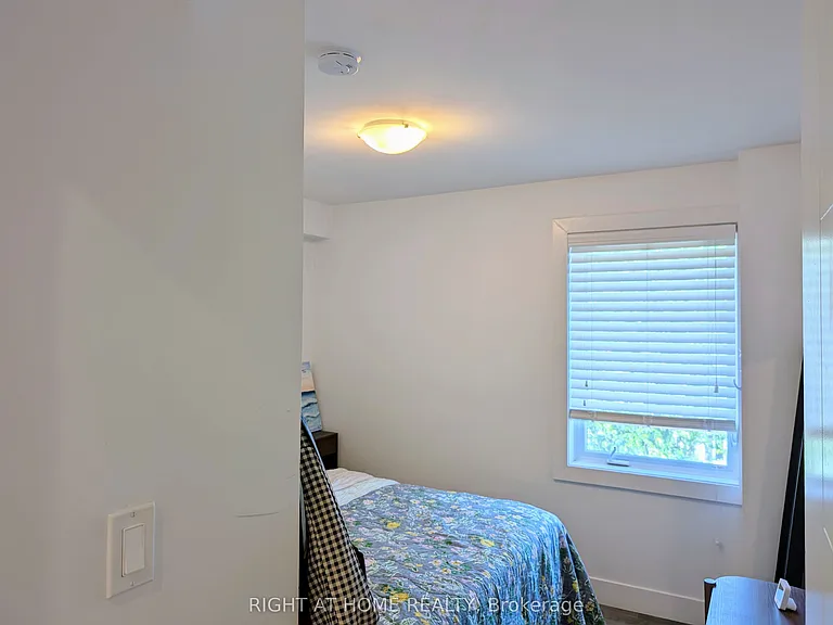 189 Sheridan Ave #1 — Photo 5