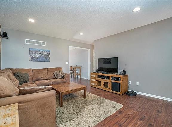 5th image of 2757 N 110th Ter
