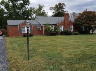 38 Sappington Acres Dr, Saint Louis, MO 63126