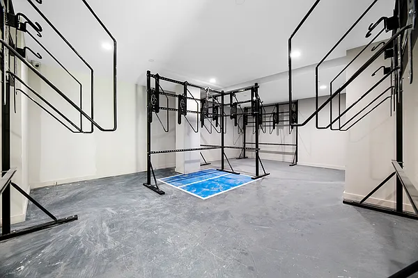 Rented by REAL New York | media 14