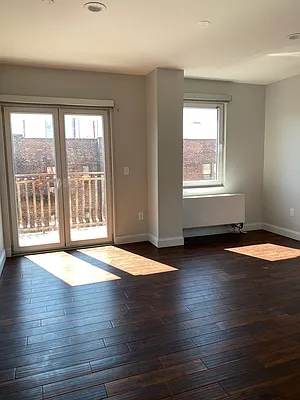 Rented by 18 REALTY | media 5