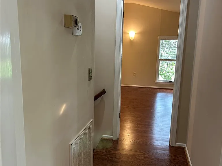 110 N Broad St — Photo 25