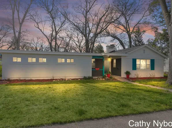 2233 Mills Ave, Muskegon, MI 49445