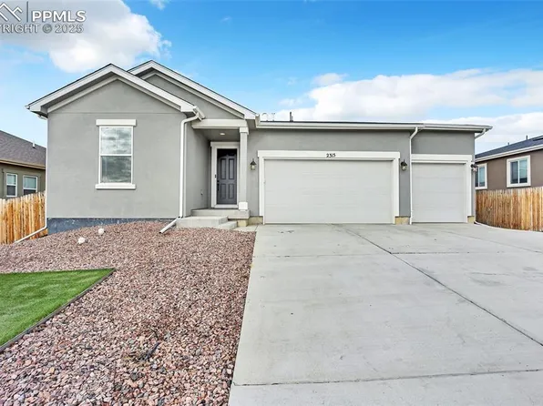 2315 Sunrise Ln, Pueblo, CO 81008