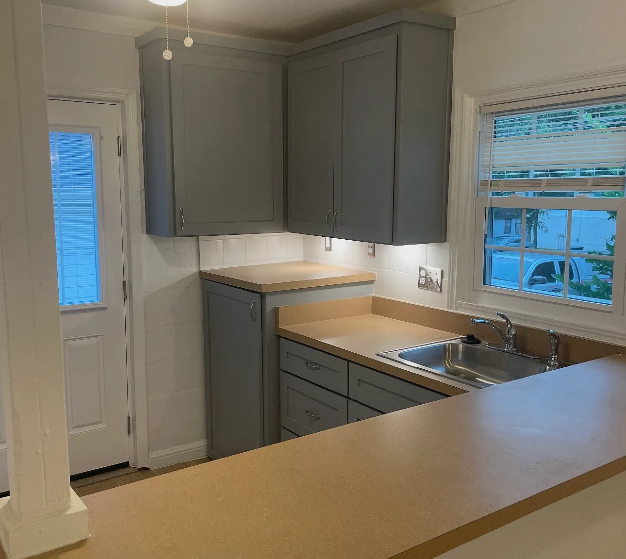 2 bed, 800 sqft, $1,250 — Photo 3