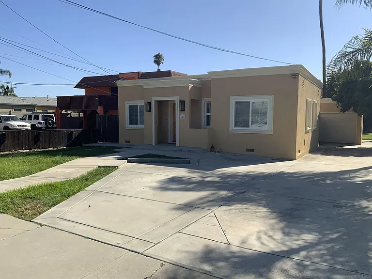 520 Glover Ave #A — Photo 33
