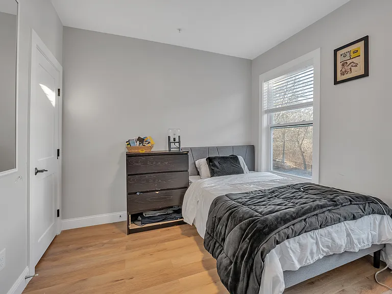 51 Beaver St #2 — Photo 10