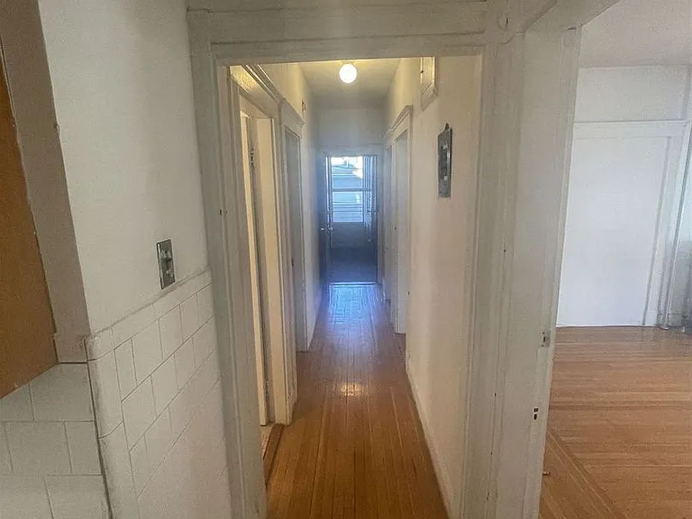292 Summit Ave — Photo 9