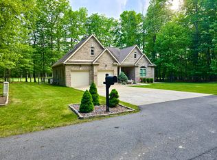 117 Saint Andrew Ln, Daniels, WV 25832