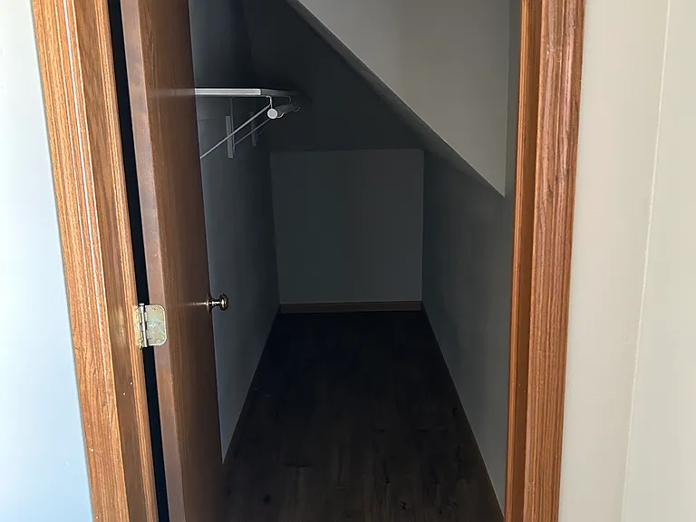 1217 Jackson St — Photo 6