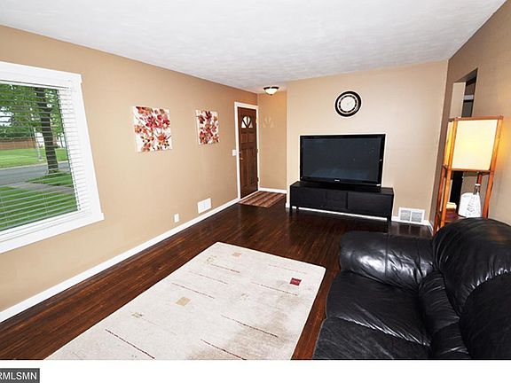 5th image of 6241 Harriet Ave