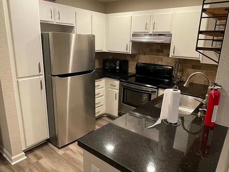 2505 San Gabriel Way #203 — Photo 4