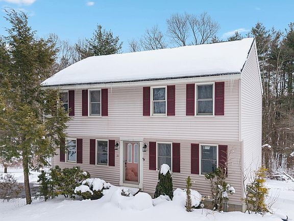 3rd image of 52 Windham Depot Road