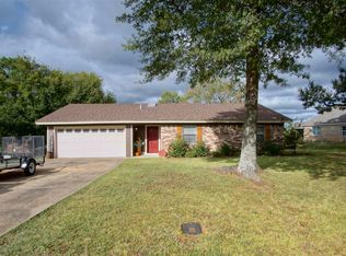 1135 Mockingbird Ln, Paris, TX 75462