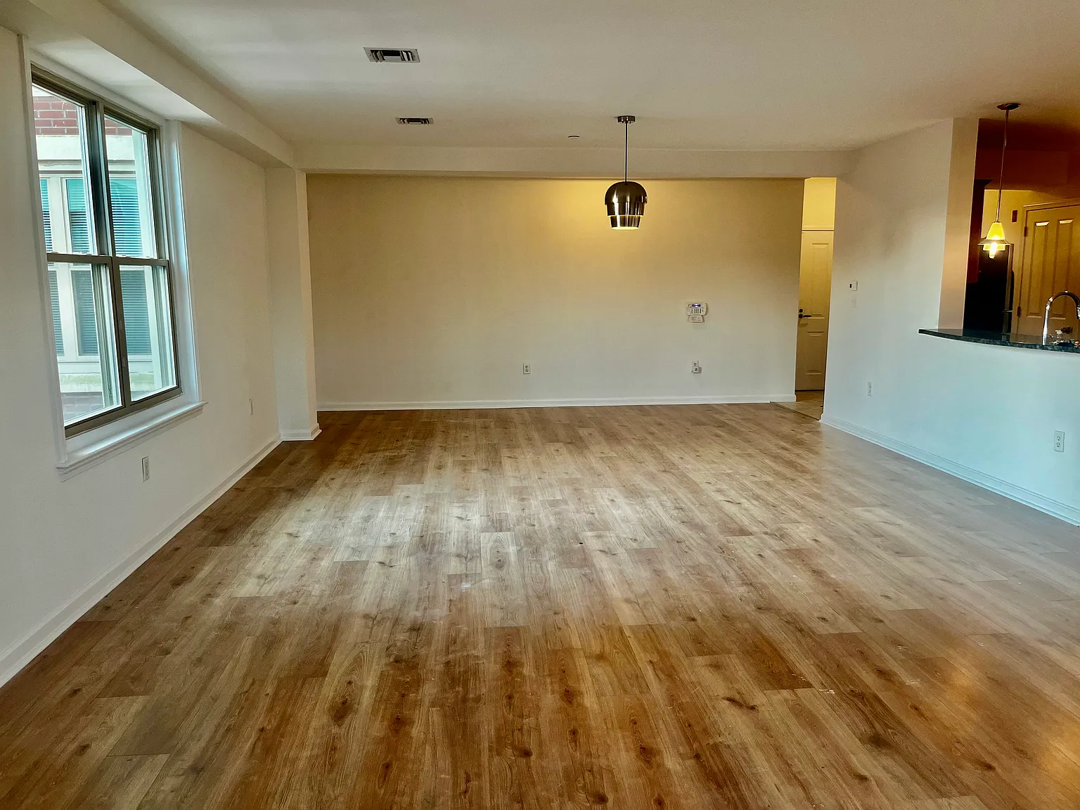 3 bed, 1522 sqft, $2,800 — Photo 3