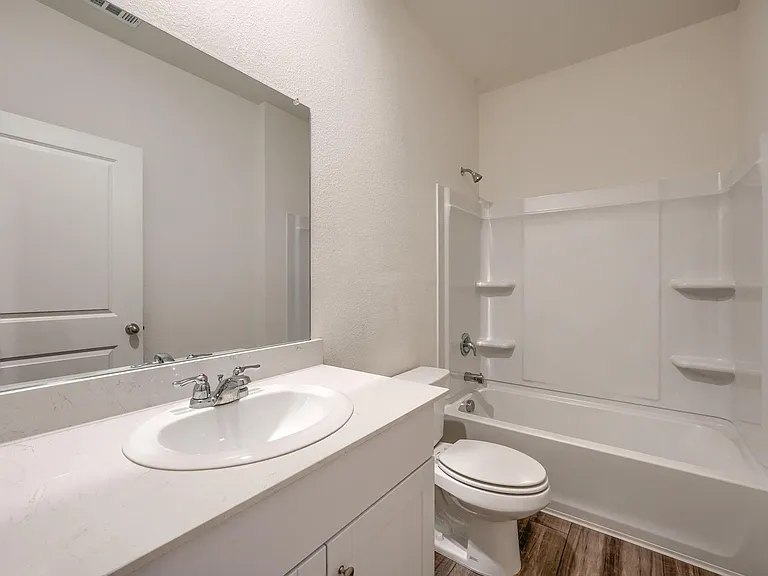 14122 Emeric St — Photo 6