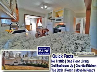 6 Pleasant Court, Houlton, ME 04730