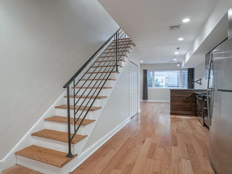 724 N 3rd St — Photo 3