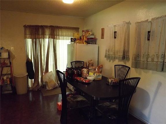 4th image of 205 Tyler Ave