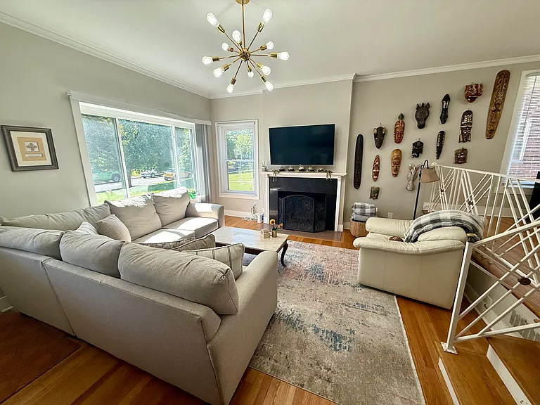 1639 Westwood Ave — Photo 5