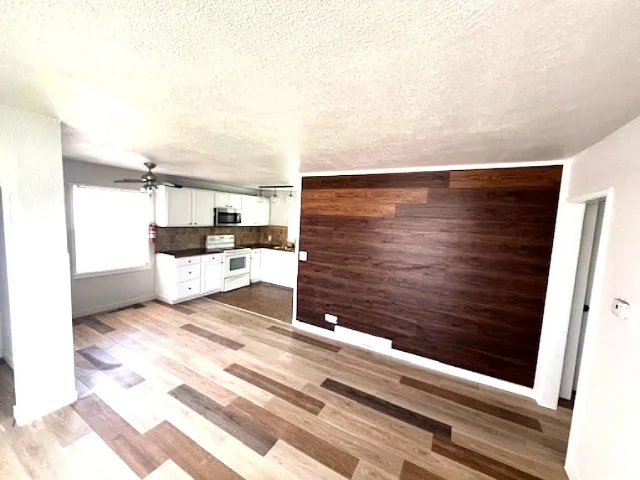 1710 W 52nd Ave — Photo 10