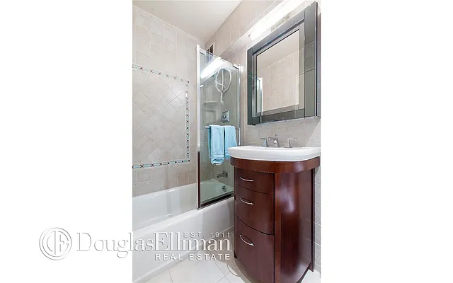 Sold by Douglas Elliman | media 28