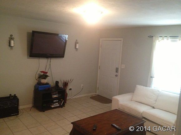 2nd image of 3521 SE 22nd Pl