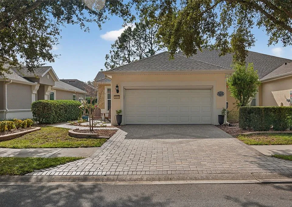 9106 SW 65th Loop