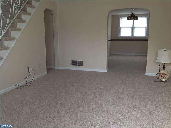 2nd image of 2216 Ardmore Ave